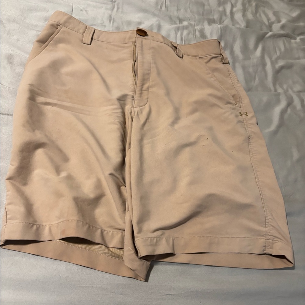 Under armour Khaki shorts